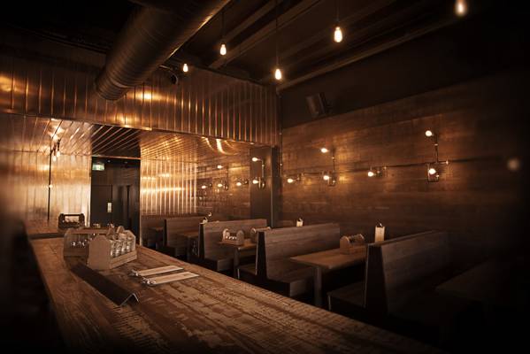 16 Tun (Auckland, Nueva Zelanda)