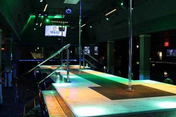 Agora Gentlemen's Club (Erie, EE. UU.)