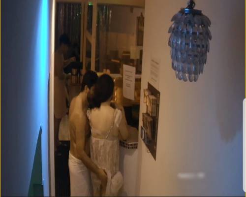 Amphibi (París, Francia)