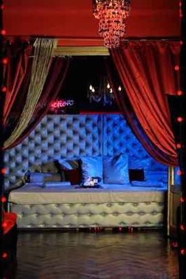 Attraction Club Massage & Spa (Bucarest, Rumanía)