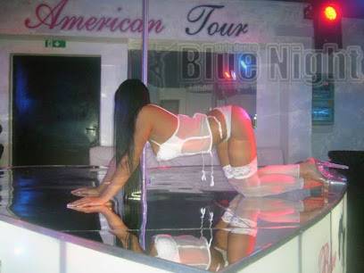 Blue Night Strip Bar (Roma, Italia)
