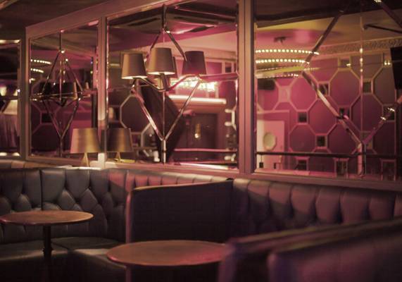 Browns (Londres, Reino Unido)