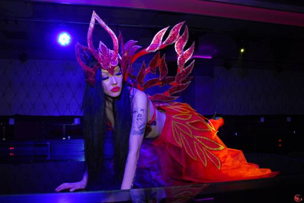 California Night Club Armenia (Ereván, Armenia)