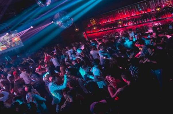 Canta Y No Llores - Cena Show Bar (Buenos Aires, Argentina)