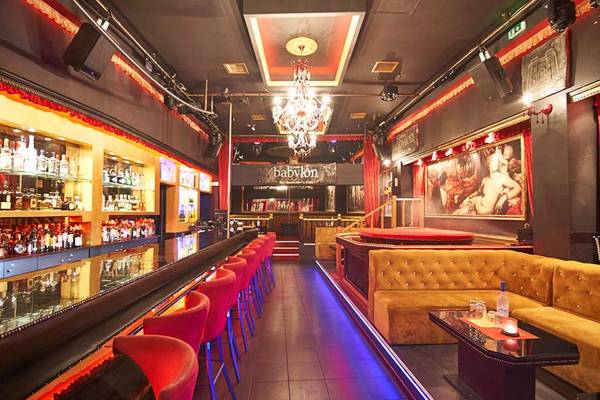 Casa Babylon (Atenas, Grecia)