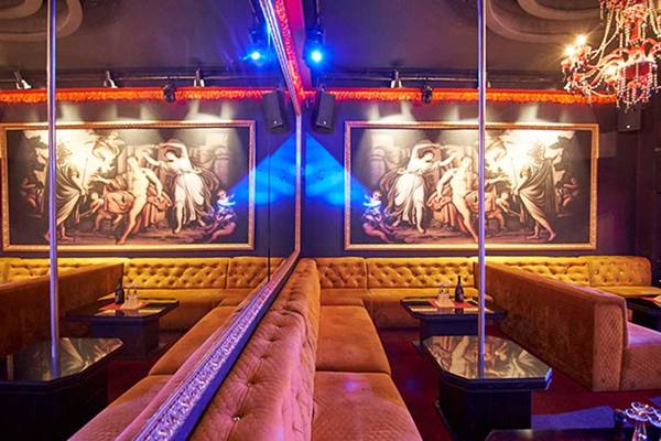 Casa Babylon (Atenas, Grecia)