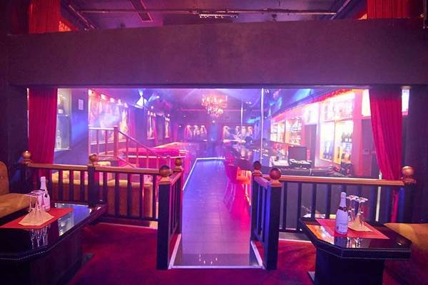 Casa Babylon (Atenas, Grecia)