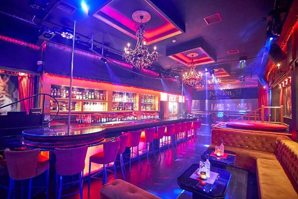 Casa Babylon (Atenas, Grecia)