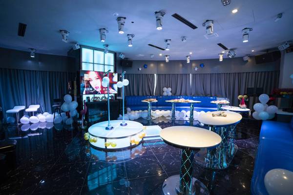 Cash Studio Family Karaoke (Singapur, Singapur)