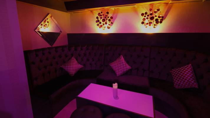 Charlie's Gentlemen's Club And Bar (Londres, Reino Unido)