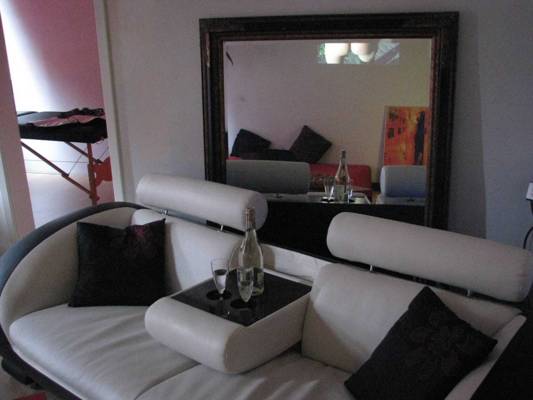 Club 44 - Kino Bar Zimmer (Berlín, Alemania)