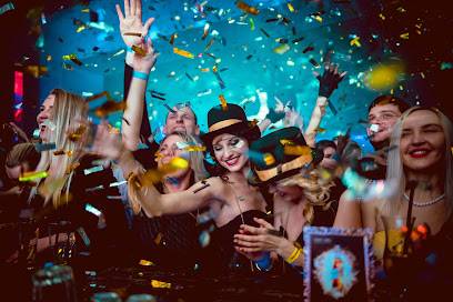 Coyote Fly (Riga, Letonia)