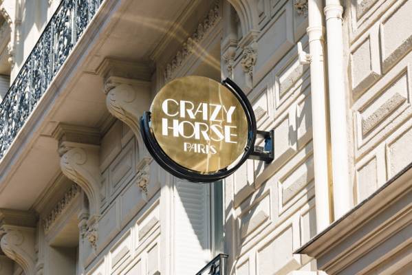 Crazy Horse Paris (París, Francia)
