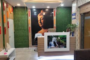 Crown Salon & Spa