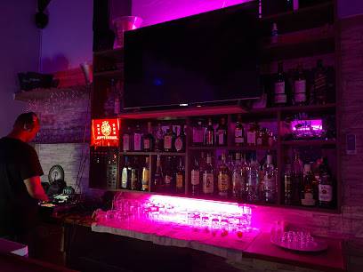 Curadise Bar Restaurant (Willemstad, Curazao)