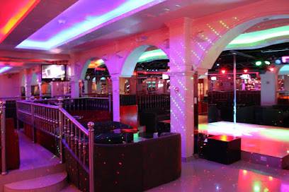 Doll House Quito Gentlemen's Club (Quito, Ecuador)