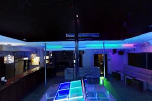Empo Club Bar