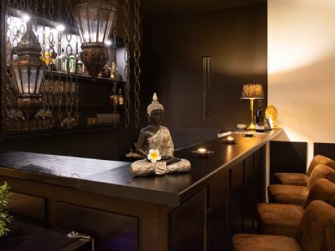 Erotické Masáže Matahari Salon (Praga, Chequia)