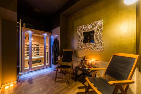 Erotické Masáže Matahari Salon (Praga, Chequia)