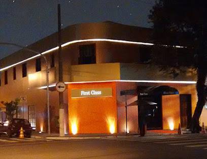 First Class Lounge (São Paulo, Brasil)