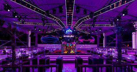 Freestyler Belgrade Night Club (Belgrado, Serbia)