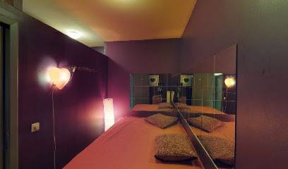 Girls North 214 (Bruselas, Bélgica)