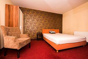 Golden Life (Bratislava, Eslovaquia)