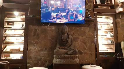 Grande Smokers Lounge (Philipsburg, Isla de San Martín)