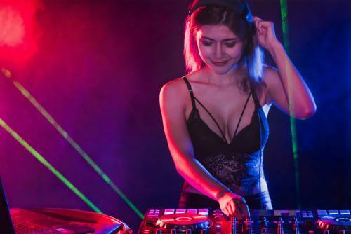 Heavens (Vilna, Lituania)