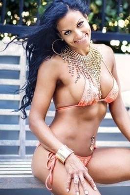 I Dream Of Geanni (Canberra, Australia)