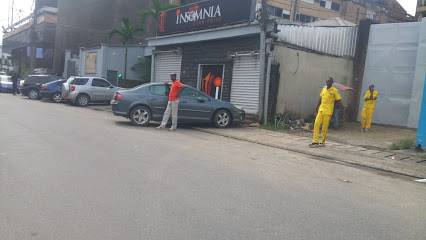 Insomnia Club Privé (Duala, Camerún)