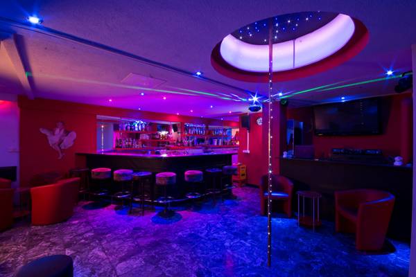Kiss Bar Kontaktbar (Berna, Suiza)