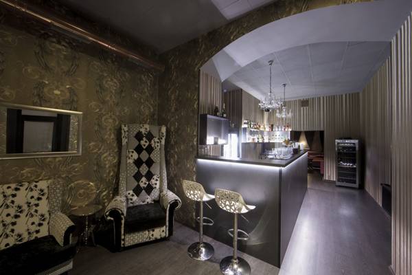 La Madame, Klub Jen Pro Ženy (Praga, Chequia)