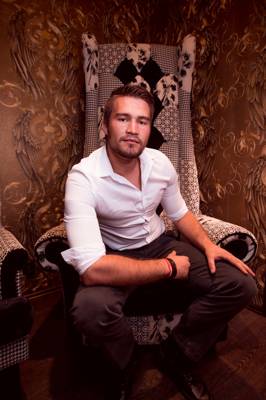 La Madame, Klub Jen Pro Ženy (Praga, Chequia)