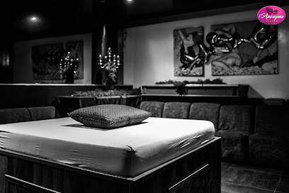 L'anonyme (Cannes, Francia)