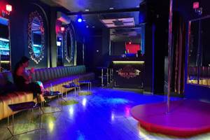 Man's World Club