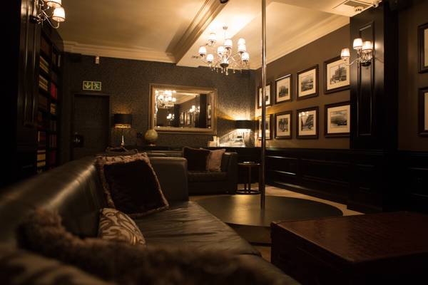 Mavericks Gentlemen's Club (El Cabo, Sudáfrica)