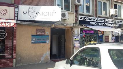 Midnight (Bucarest, Rumanía)