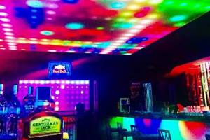 Night Club Golden