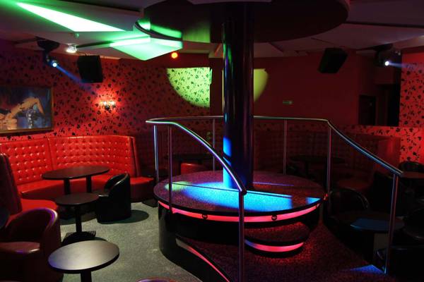 Night Club Sofia (Varsovia, Polonia)