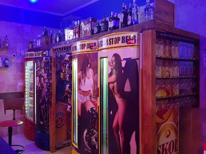 Oficina Stop Beer Bar (Brasilia, Brasil)
