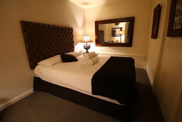 Paris -lower Hutt Escorts (Wellington, Nueva Zelanda)