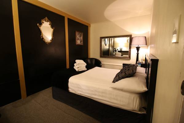 Paris -lower Hutt Escorts (Wellington, Nueva Zelanda)