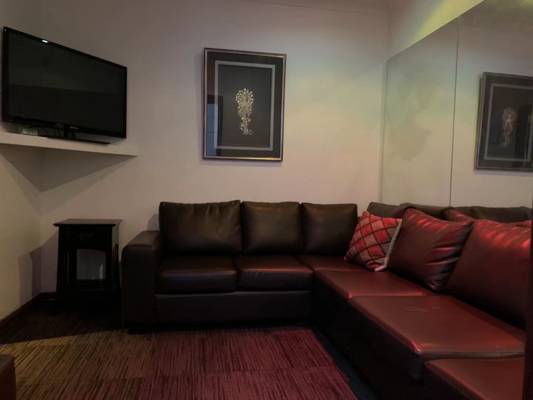 Phoenix Brothel (Sídney, Australia)