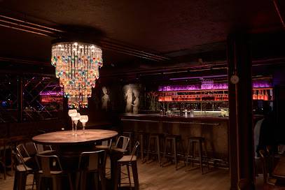 Polugar Bar (Minsk, Bielorrusia)