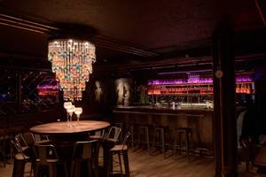 Polugar Bar