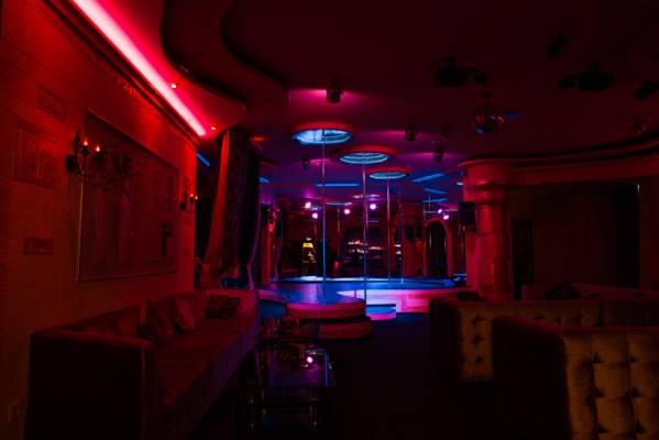 Rai Gentlemen's Club (Chișinău, Moldavia)