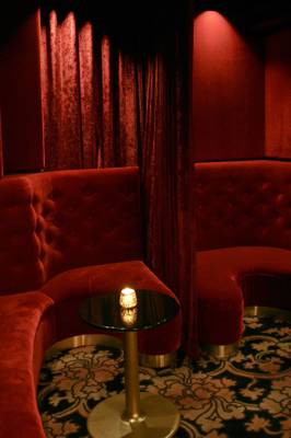 Red Lips Nachtclub, Bar Und Cabaret In Zürich (Zúrich, Suiza)