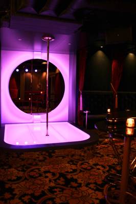 Red Lips Nachtclub, Bar Und Cabaret In Zürich (Zúrich, Suiza)