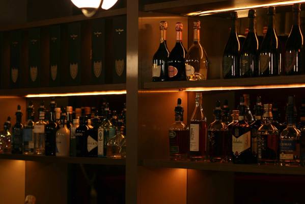 Red Lips Nachtclub, Bar Und Cabaret In Zürich (Zúrich, Suiza)